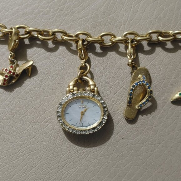 Citizen Watch Charm Bracelet Shoes Silhouette Eco Drive Gold Tone MCM Untested - Picture 16 of 16